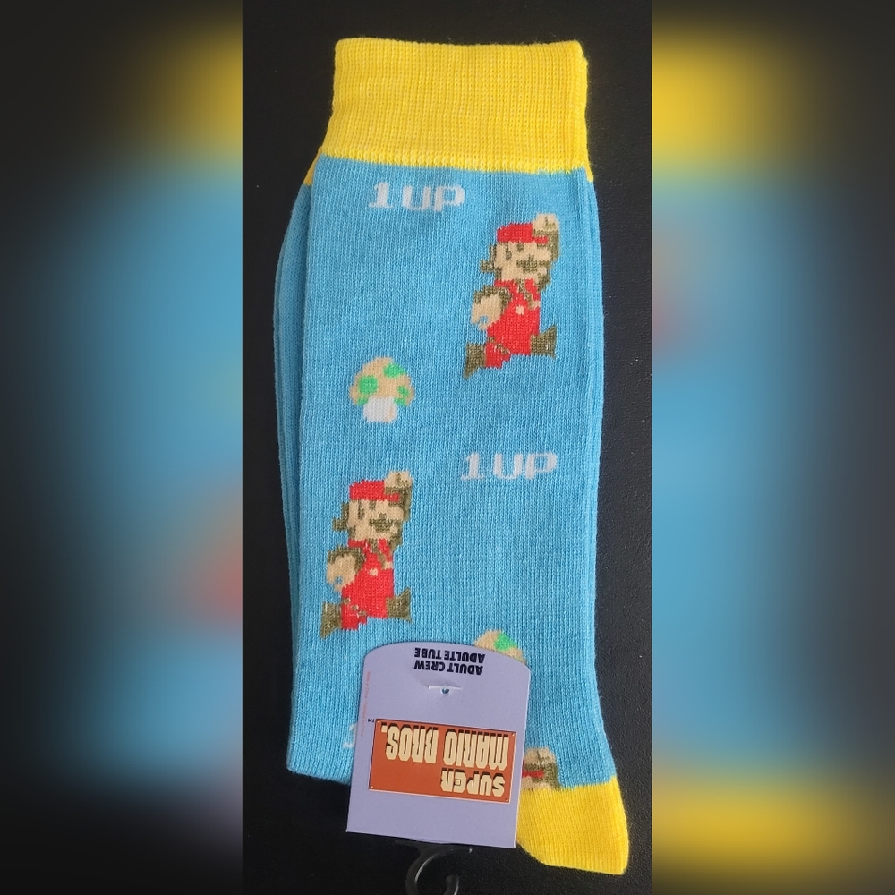 Lot Of 3 Pairs Of Super Mario Bros Adult Crew Socks Size 10-13 New - Picture 3 of 7